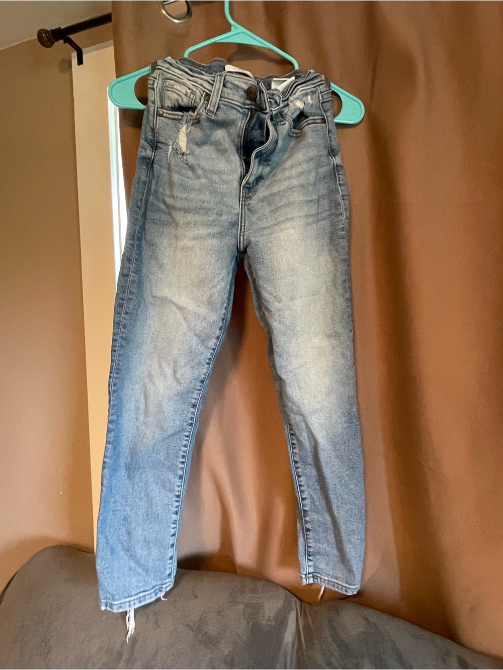 Eunina ALLY Ultra High Rise Straight Crop Jeans Light Wash Distressed
